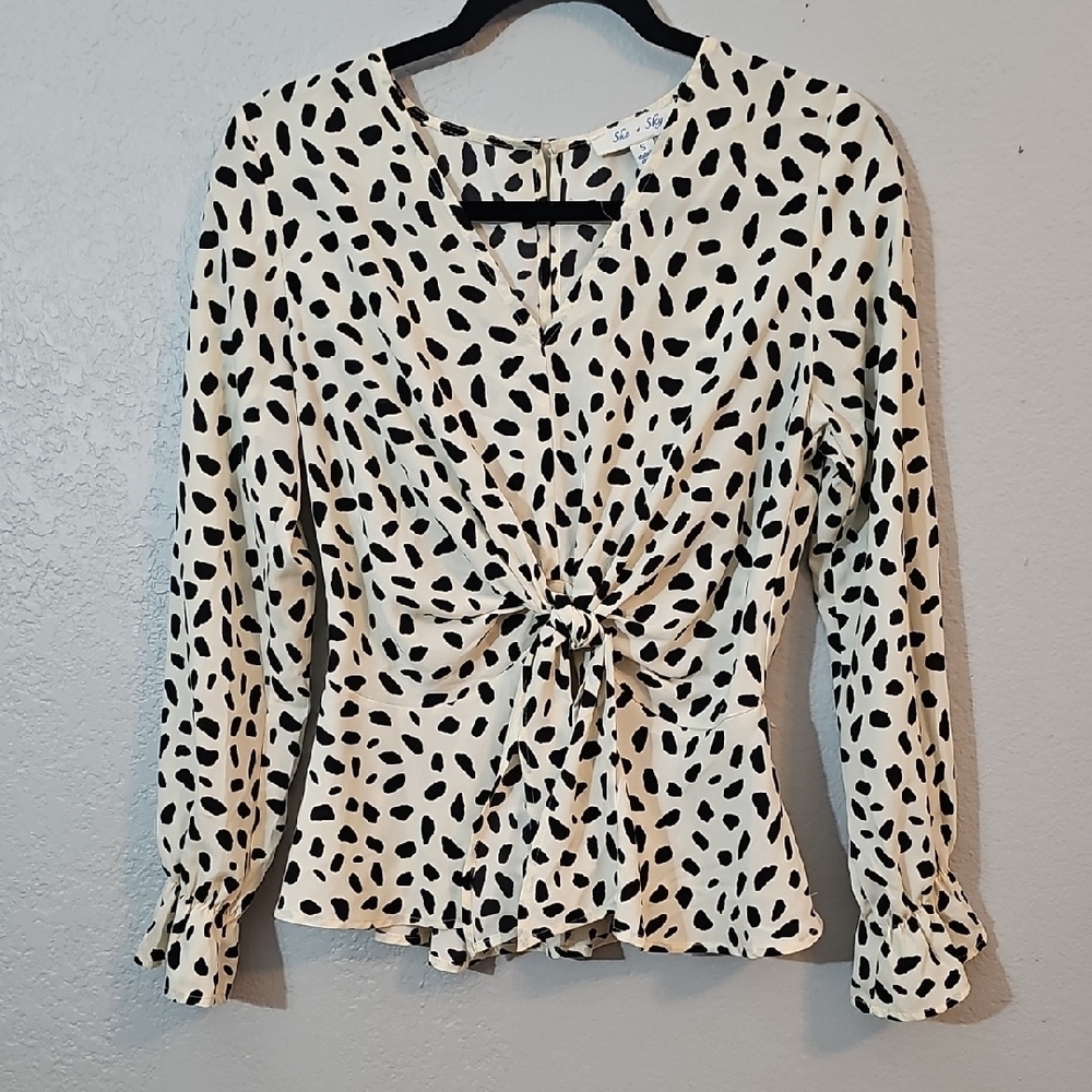 She + Sky Cream and Black Patterned Long Sleeve Blouse, Womens Small - Picture 3 of 10
